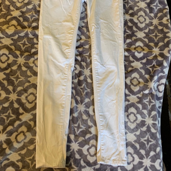 Jeans - Picture 2 of 4